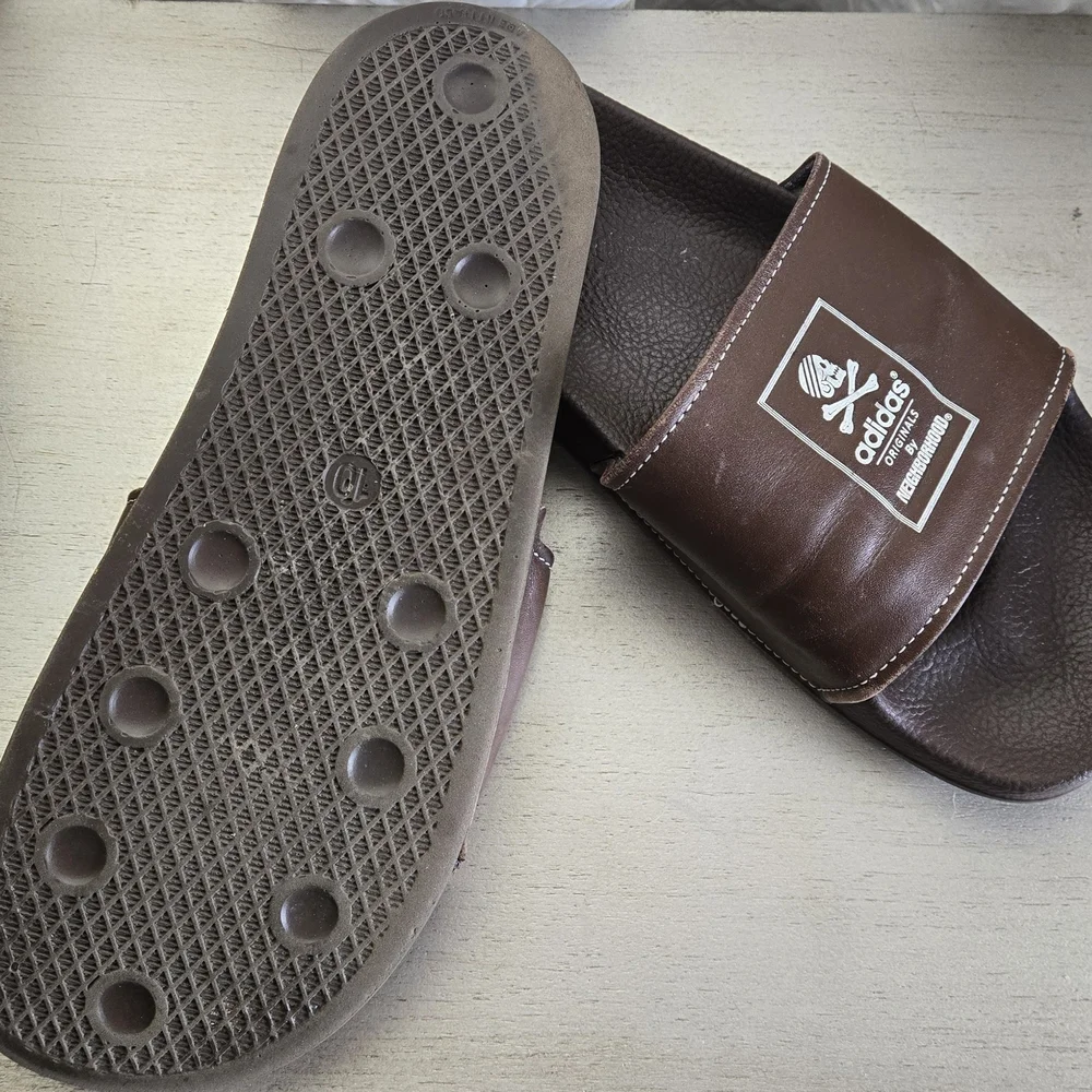 Adidas Brown Slide Sandals for Men - Picture 3 of 4